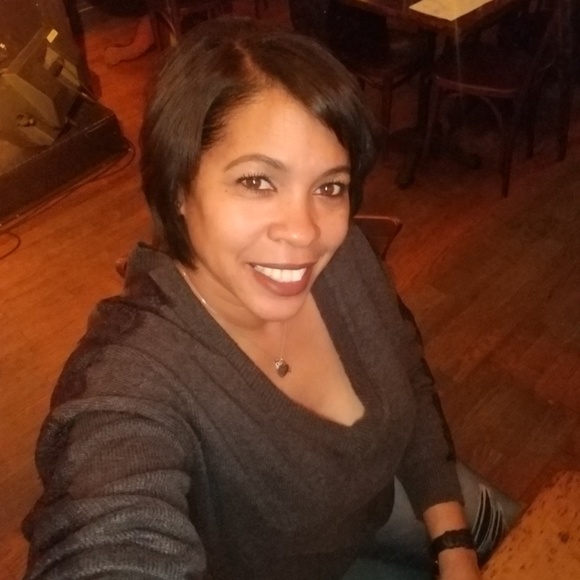 Meet your Posher, Trina - Picture 3 of 3